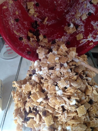 Chex Dessert Bars- simple, gooey, and yummy! And gluten free.