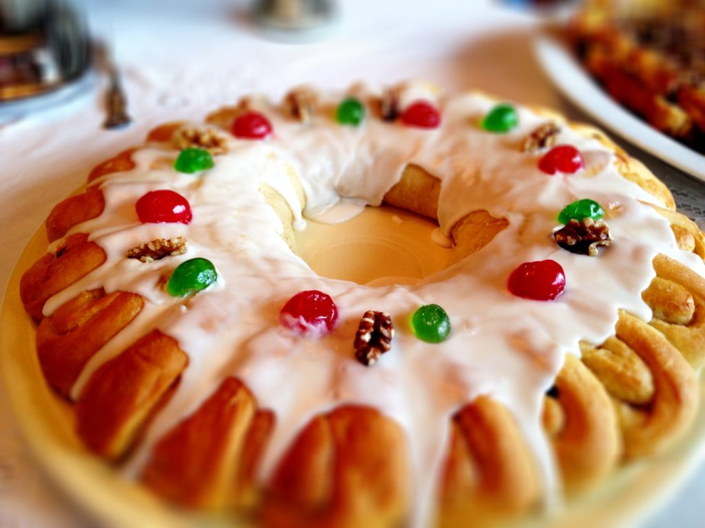 Christmas Tea Ring 2