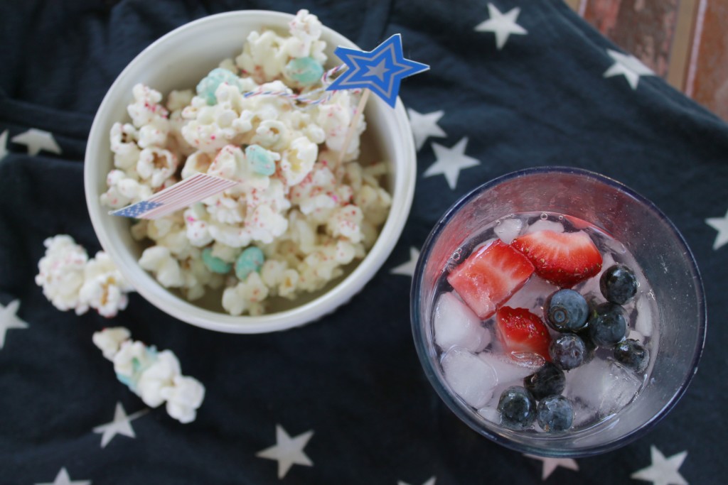 popcorn munch and drink