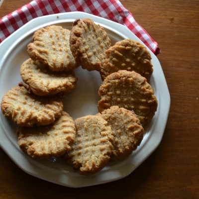 3 Ingredient Peanut Butter Cookies