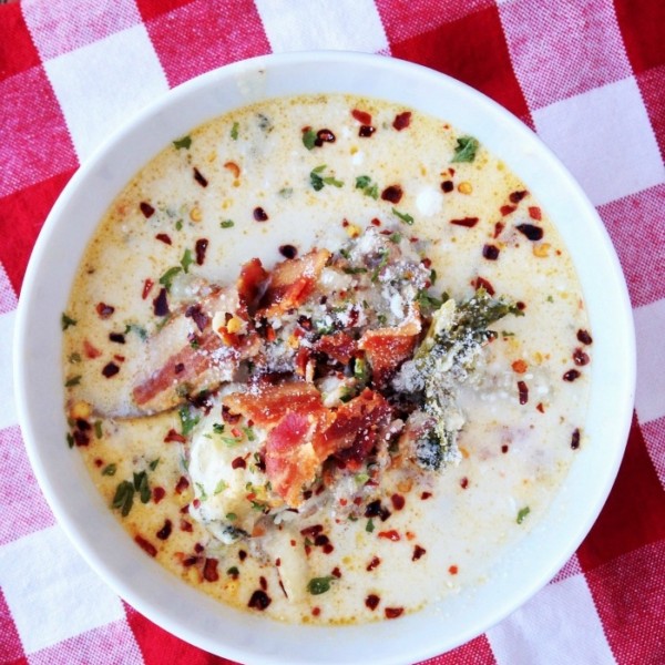 Zuppa Toscana (Spicy Sausage, Kale, and Potato Soup)