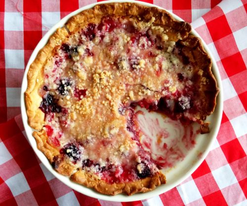 Crumb top cherry pie