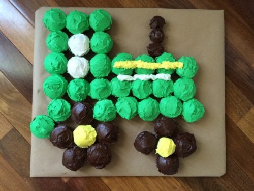 John Deere Pull Apart Cupcake Cake