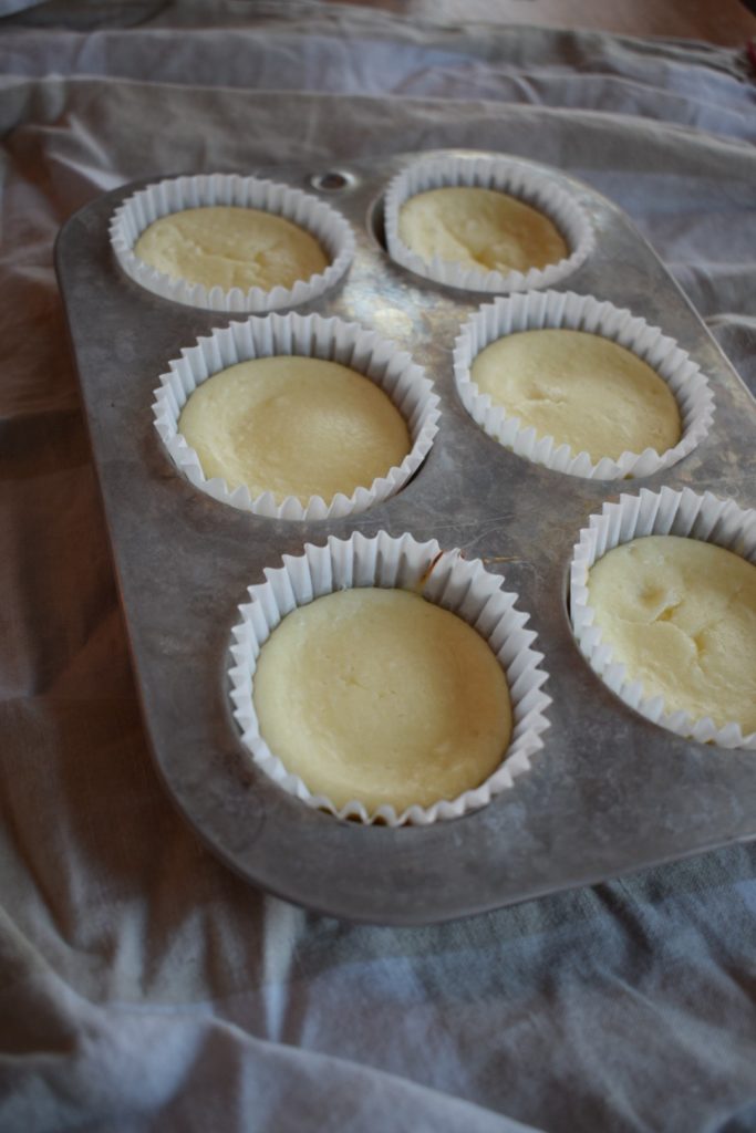 Quick and Easy Mini Cheesecakes 