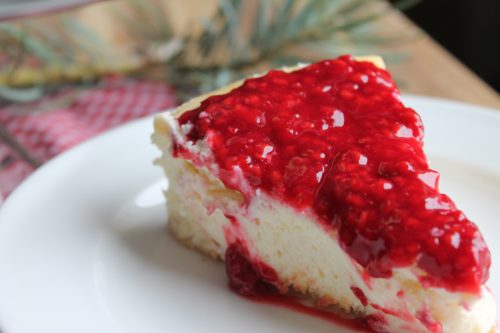 {Fancy} Cheesecake with Raspberry Sauce