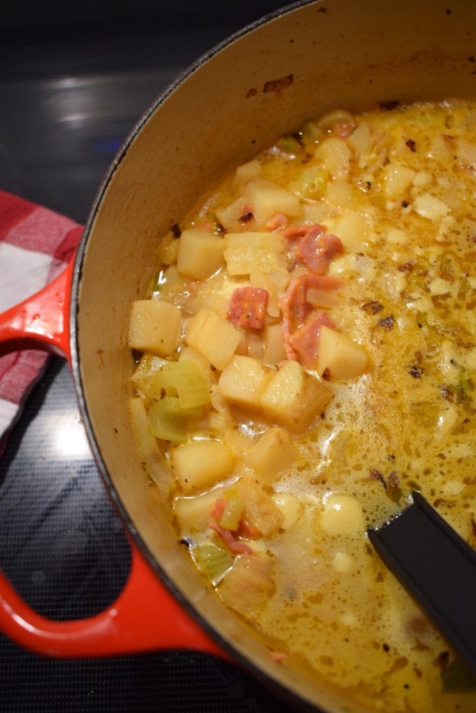 The Easiest Hashbrown and Ham Soup
