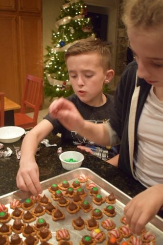 Festive Pretzel Candy Melts