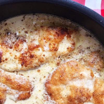 Pan Fried Chicken in Creamy Garlic Sauce