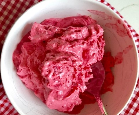 {2-Ingredient} Raspberry Ice Cream