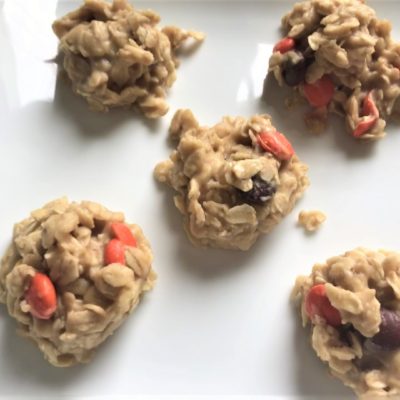 Peanut Butter {No-Bake} Cookies