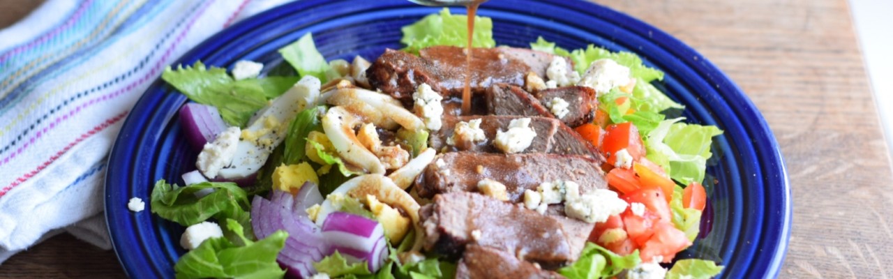 Steak Salad with Healthy Balsamic Vinegar Dressing
