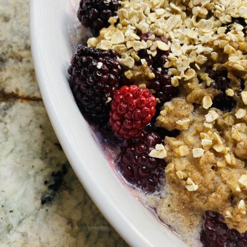 Sugar-free Blackberry Cobbler