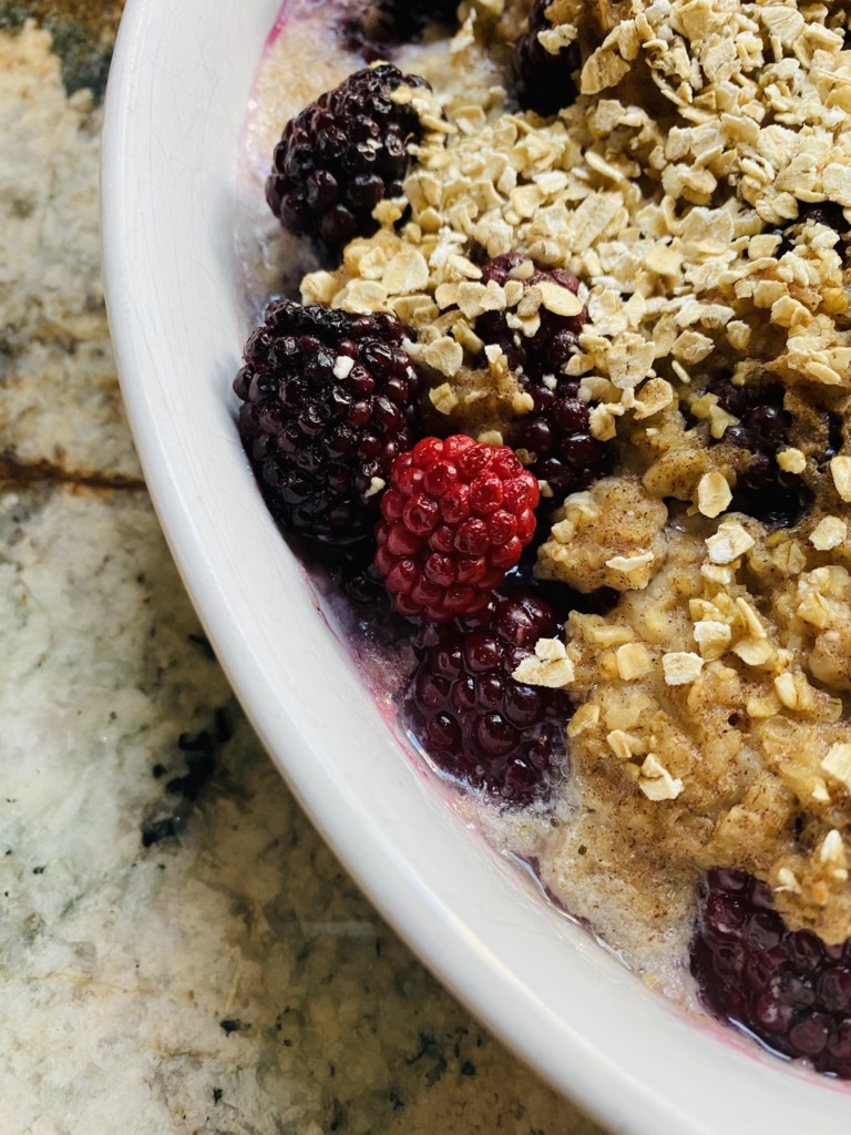 Sugar-free Blackberry Cobbler