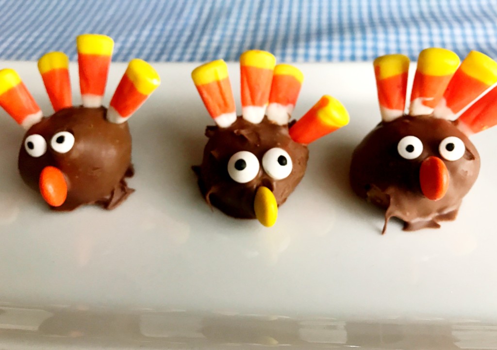 Thanksgiving Peanut Butter Ball Turkeys | The Gingham Apron