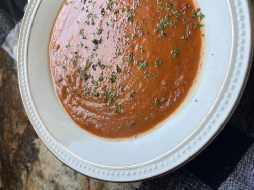 Creamy Roasted Garlic Tomato Soup